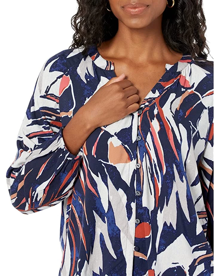 NIC+ZOE Shirts & Tops Petite Seaside Shade Shirt 5 NIC+ZOE Shirts & Tops Petite Seaside Shade Shirt - Image 3